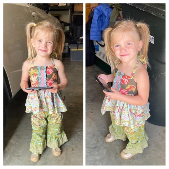 Hi, I’m Amy. Mom of 26 year old twins, a 4 year old and some fur babies. - Picture 4 of 7